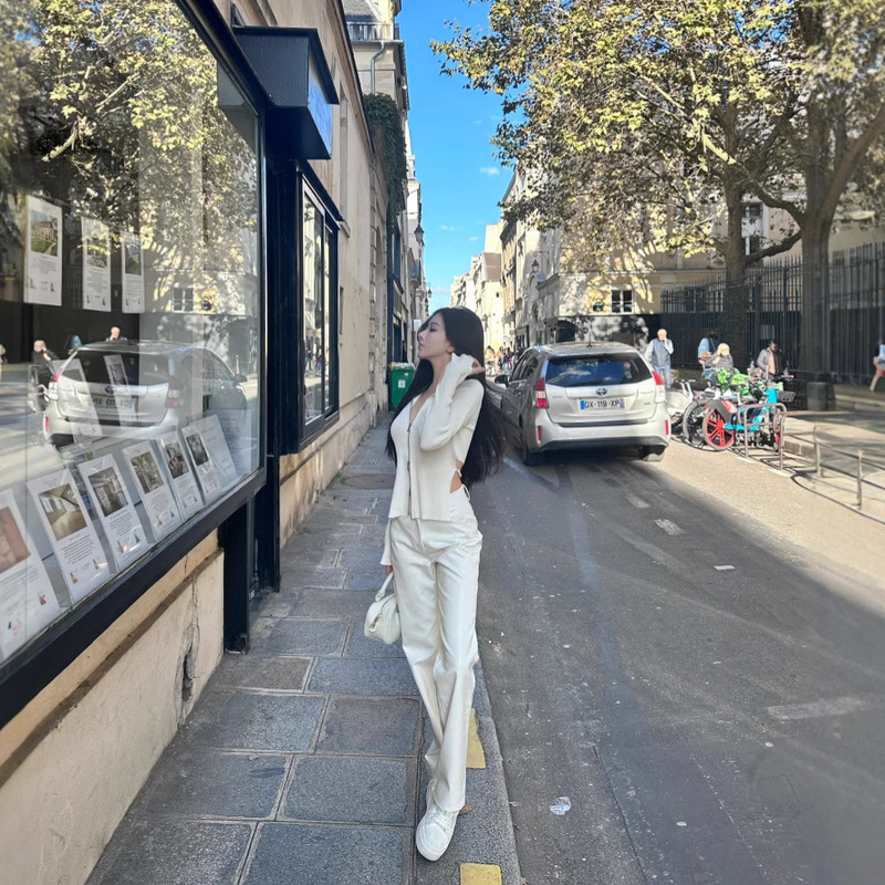 High-end Casual All-match Mid-high Waist Loose Black PU Leather Pants Women's Slimming Straight-leg Wide-leg Crocodile Leather Pants