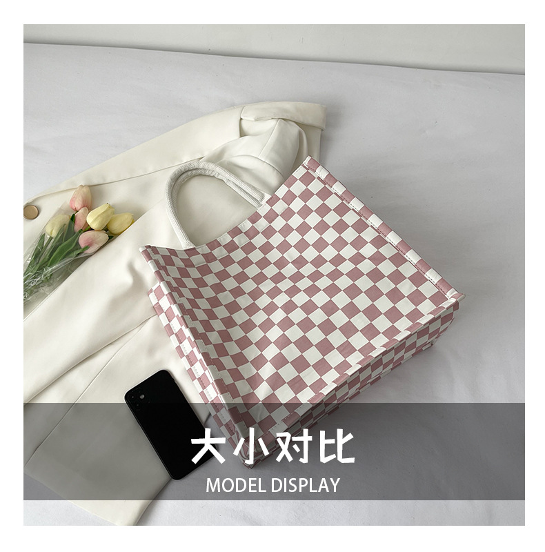 Large-capacity single-shoulder tote bag 2024 new style fashionable and textured trendy handbag for commuting and casual use, large checkered bag for women Item Picture