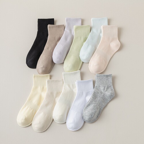 Spring and summer women's thin breathable sweat-absorbent socks solid color versatile sports mid-calf socks soft and comfortable confinement socks