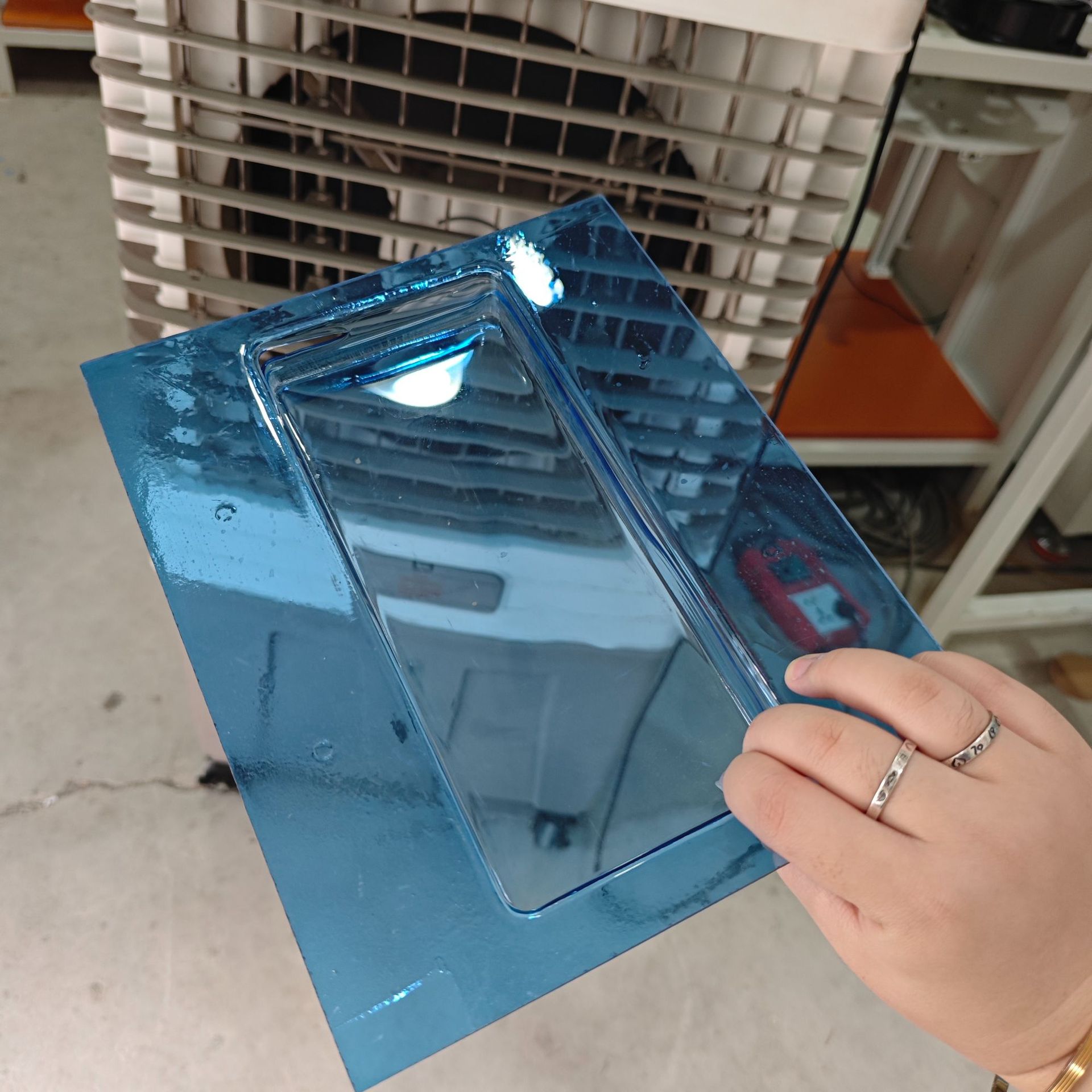 和信元亚克力盒子透明蓝色热压成型可改形状大小颜色
