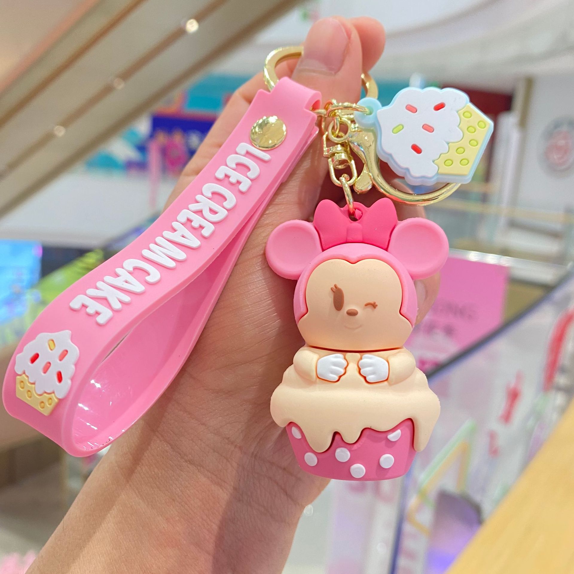 Mickey llavero colgante escuela coche de dibujos animados Mickey Mouse llavero femenino ins estilo exquisito lindo pareja