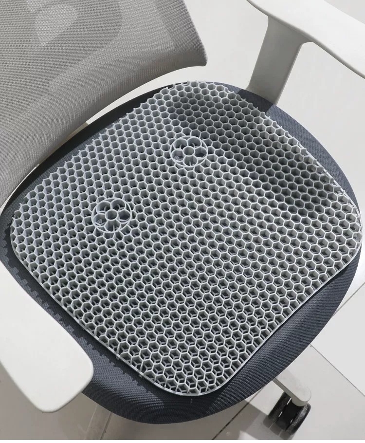 Thickened car seat cushion, summer honeycomb gel ice silk universal office seat cushion, silicone breathable cooling pad for trucks