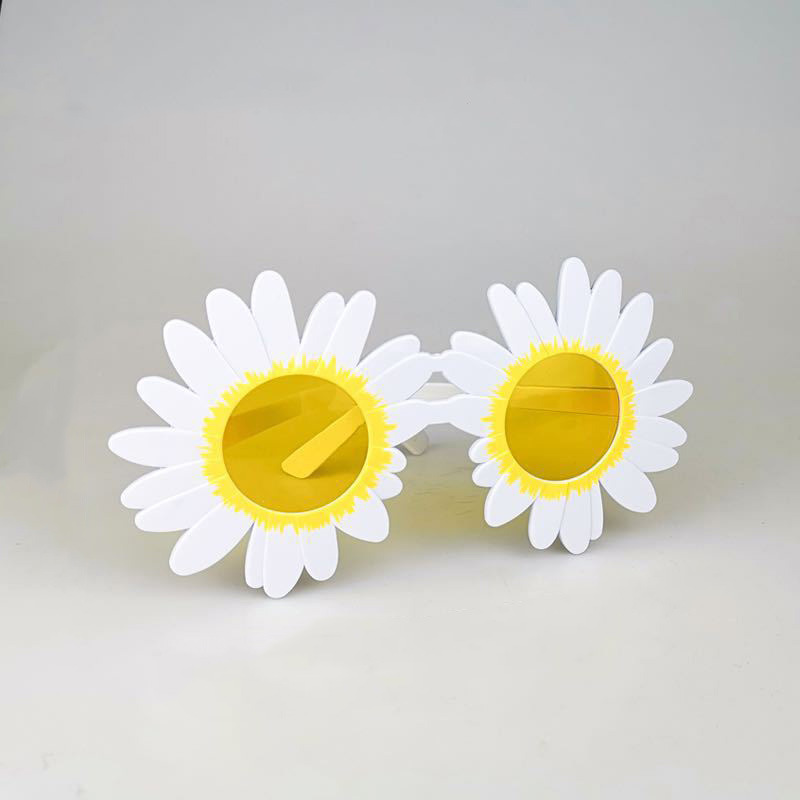흰색 데이지 노란색 렌즈