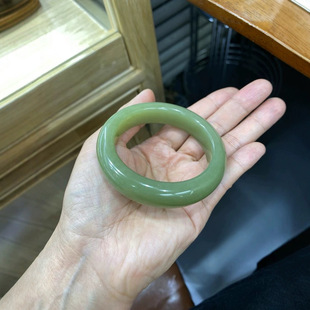 Jin Yutang Xinjiang Hotan Jade avocado green Small Tire Oily Rare Color Ring 54 Width 15 Weight 74