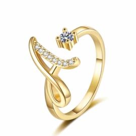 戒指;手链;项坠