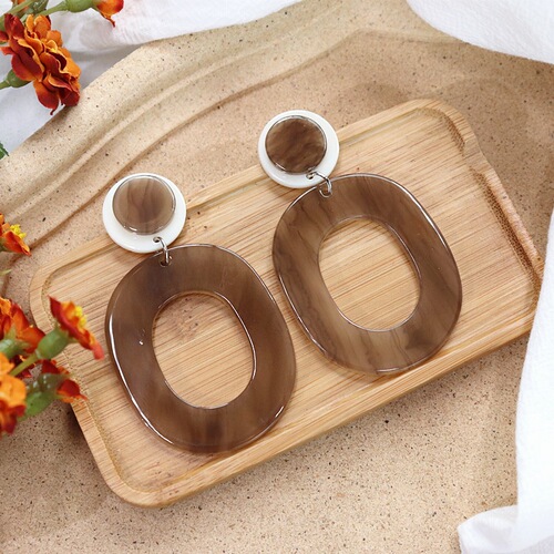 Niche design Korean retro handmade earrings, personalized temperament, trendy earrings, European and American ethnic style holiday earrings for women