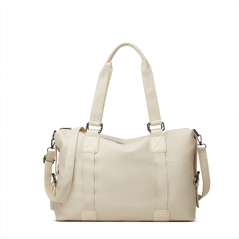 Fashionable polyurethane bag for traveling