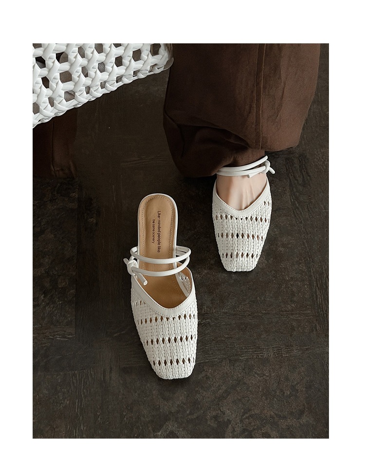 Dép sandal nữ da cừu mũi vuông gót thấp quai chữ V phối màu — màu nâu, Màu cà phê đậm, màu trắng ngà chi tiết 42