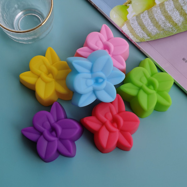 Silicone soap mold contains rose