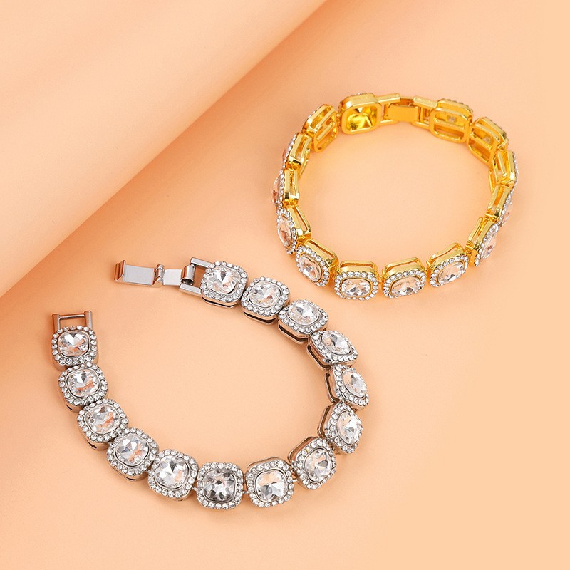 Personalized new product, three-dimensional full square rock sugar diamond pendant, Cuban chain, men's hip-hop dressing_voghion.com