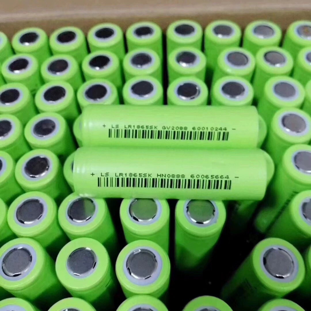 力神 Battery, flashlight, underwater lantern, 2600mah