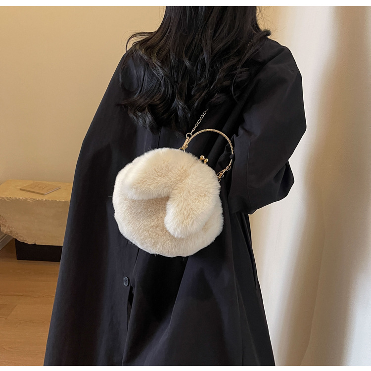 Borsa a tracolla in peluche da donna 2023, nuova borsa a tracolla con catena da principessa, versatile e carina, borsa con orecchie da coniglio per studenti_voghion.com