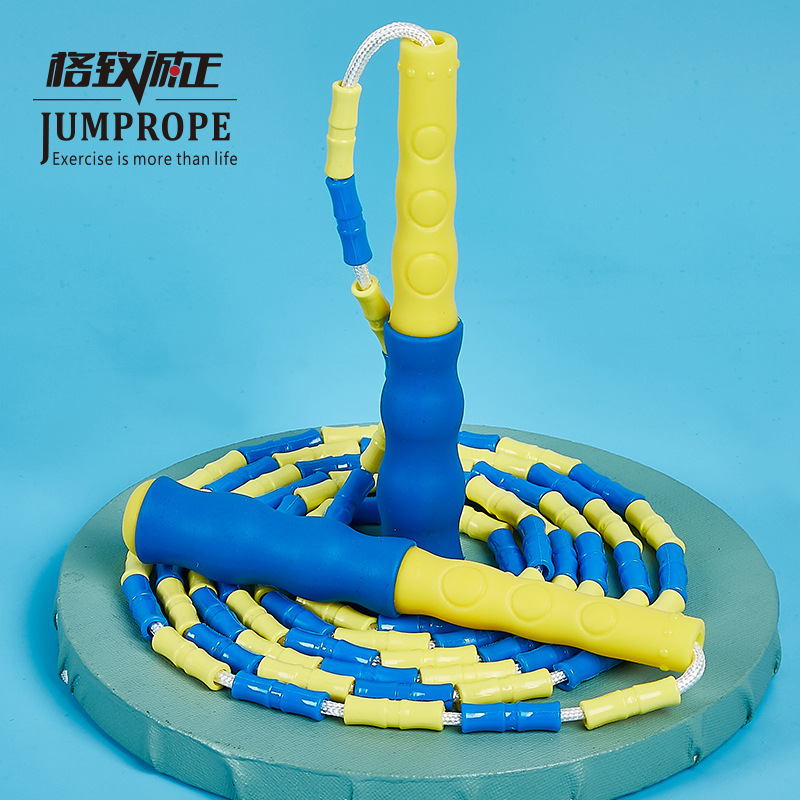 6632 mango de goma suave sección de bambú cuerda de saltar estudiante entrenamiento deportivo Sección de Cuentas suaves cuerda de saltar embotellada niños diversión cuerda de saltar