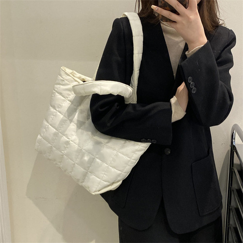 Winter Large Bag  New Model Commute Leisure Shoulder Shopping Bag Large Capacity Elegant Single Shoulder Tote Bag Women's Bag