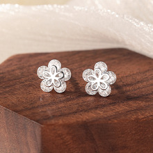 s925���yС���ʯ���Ů�p�ݸ߼����ļ�����ɫ�r�к��sС���Ʒ