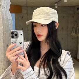 复古做旧破洞辣妹风平顶帽子女春夏2026新款潮酷时尚简约百搭军帽