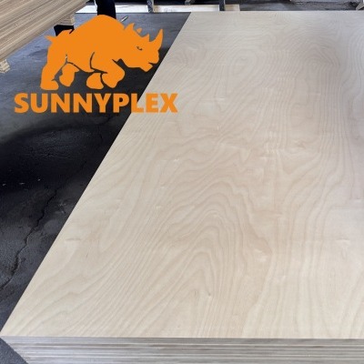 Placa de madera contrachapada de sitio de construcción al por mayor, tablero de madera de construcción, tablero de ingeniería impermeable y resistente al desgaste, tablero de madera contrachapada de tres capas