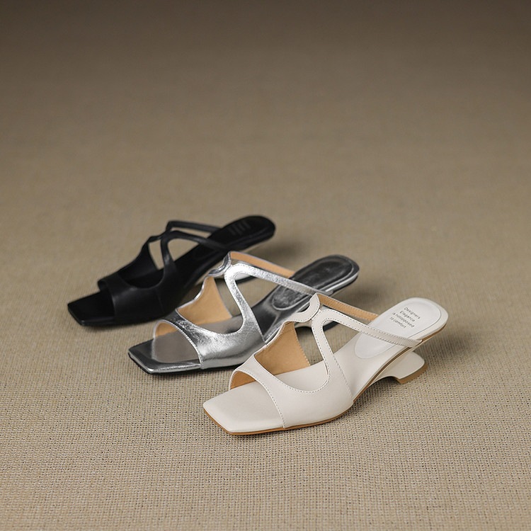 Sandal nữ da bò mũi vuông hở ngón gót lạ mắt — màu đen, màu trắng ngà, bạc chi tiết 78