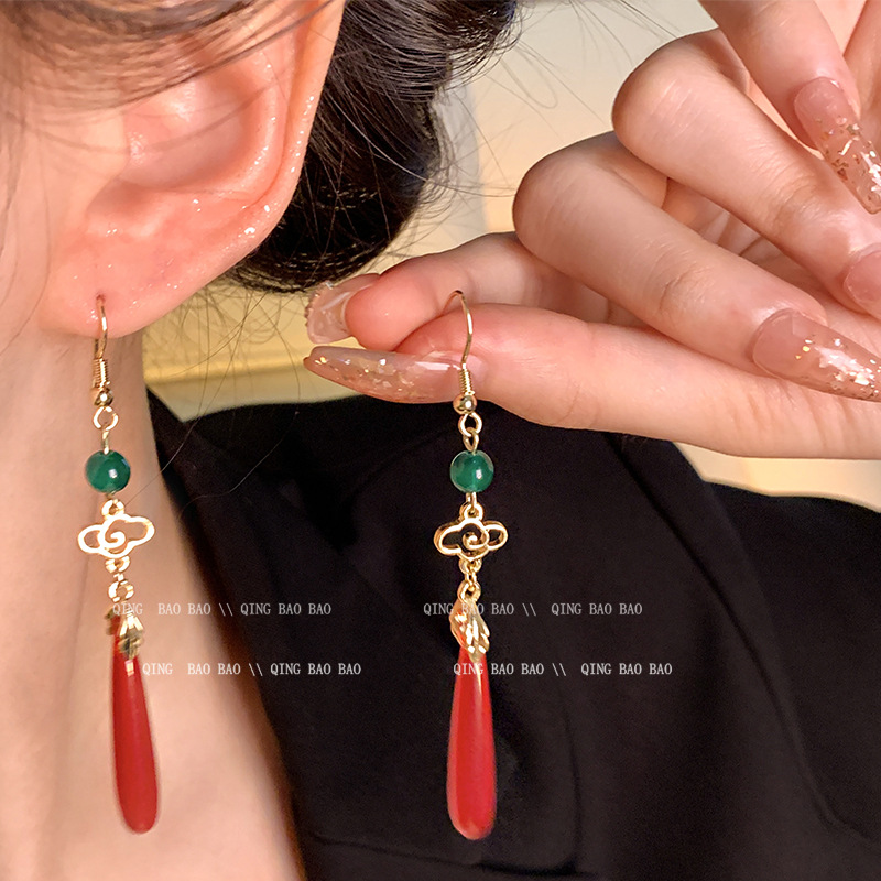 Red elegant universal earrings drop-shaped