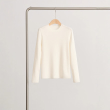 严选圆领套头衫女简约纯色保暖打底衫优雅长袖宽松绵羊毛针织衫女