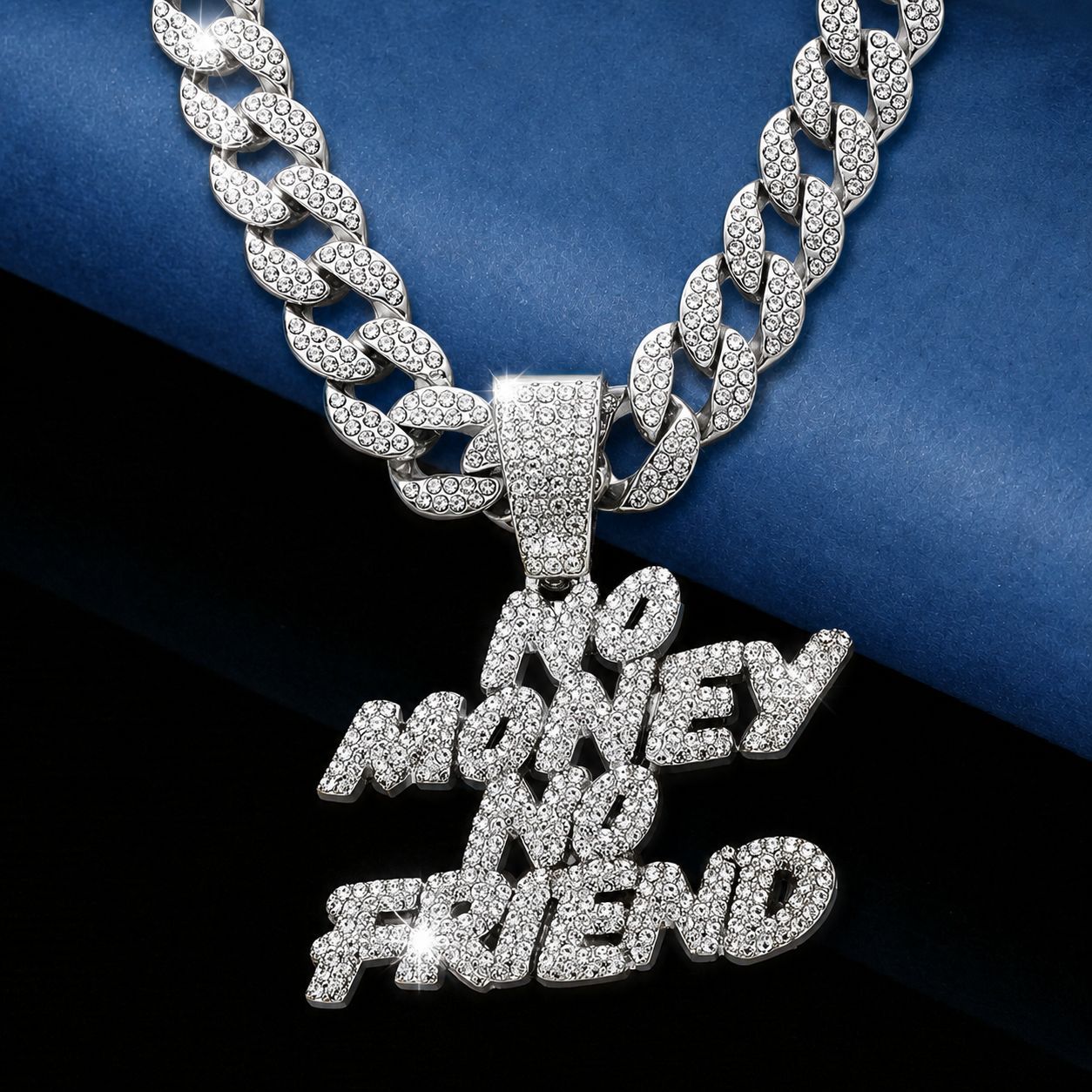 Collar con colgante de letras de hip-hop europeo y americano con diamantes completos, diseño de 'no money no friend', accesorio de motero deslumbrante y moderno. image 1