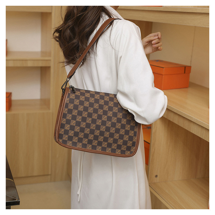 Netizen Women's 2024 New Popular Fashion Print Crossbody Small Square Versatile Broadband Shoulder Pea Bag_voghion.com