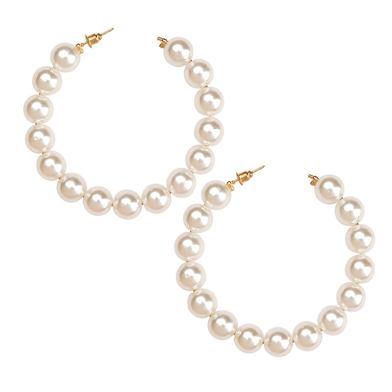 Holiday, Daily Occasion Copper Material 1 Pair Simple Style Classic Style Round Plating Copper Pearl Earrings