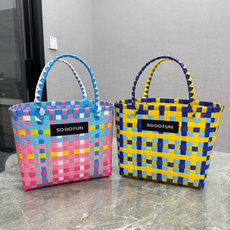 Woven bag holiday gift basket, purely hand-woven bag, color-blocked plastic-woven beach vacation tote bag Woven bag holiday gift basket, purely hand-woven bag, color-blocked plastic-woven beach vacation tote bag