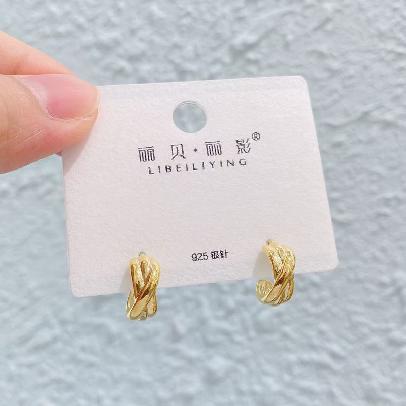 Liyin/Libeliying S925 シルバー針 C タイプイヤリングハイエンドファッション個性ニッチイヤリング女性のためのヨーロッパとアメリカの INS|undefined
