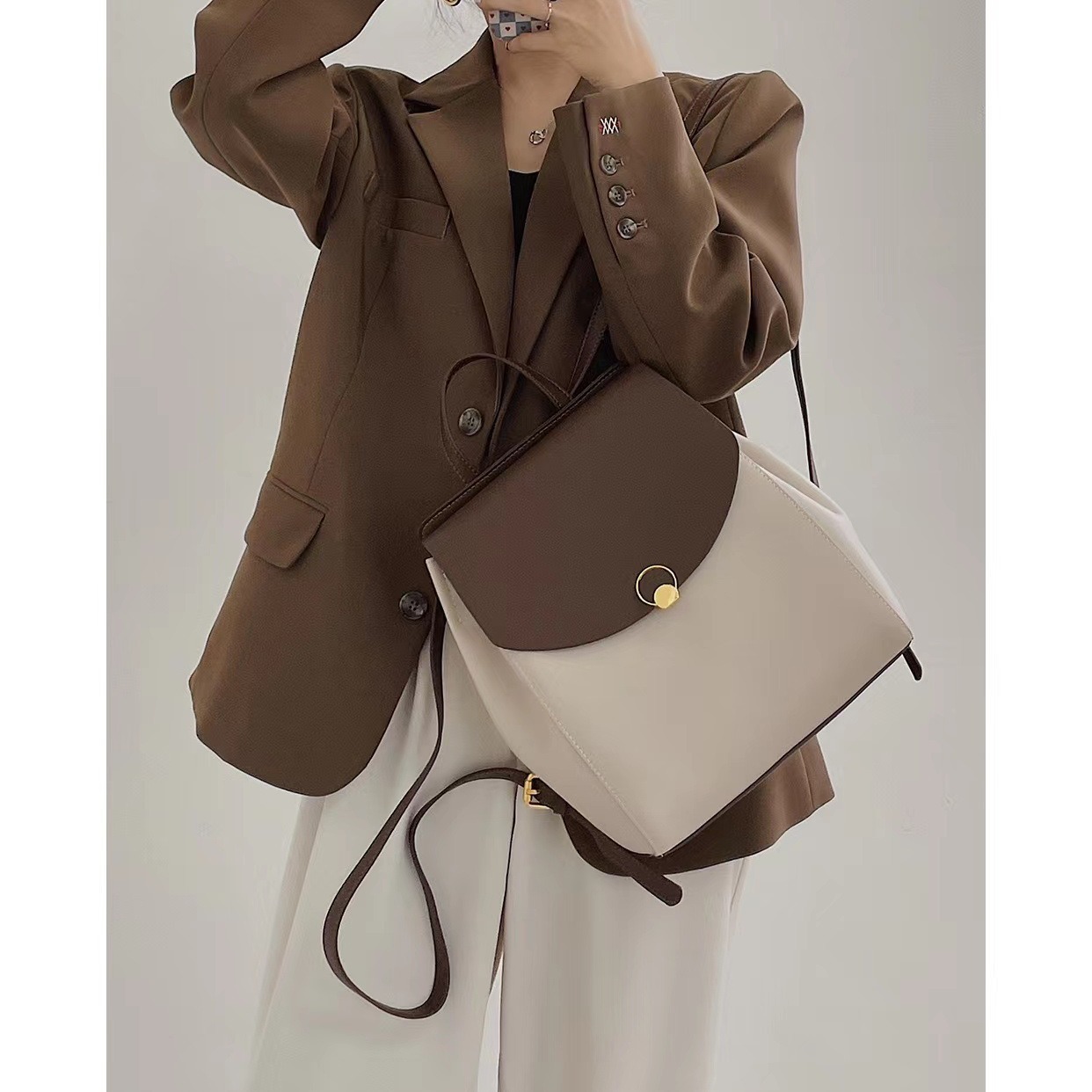 Backpack For Women,Korean Style,Casual,Large Capacity,Versatile Travel Backpack,Fashionable Contrast Color Cowhide Commuter Backpack