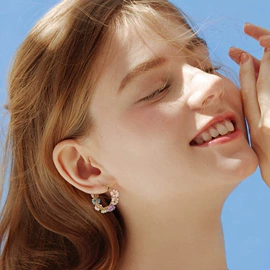 手链;项链;耳环