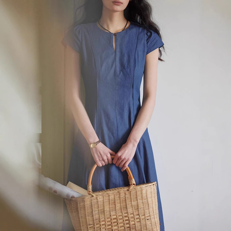 solighter French Button Round Neck dress Elegant Slim Look Long Dress