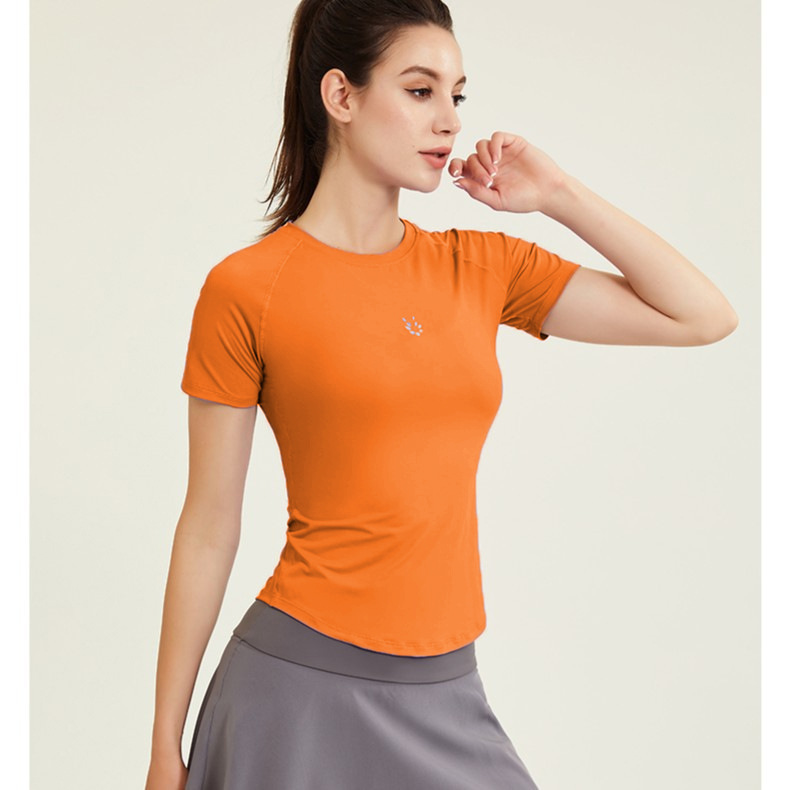 Ropa de ejercicios desnuda para mujeres delgada helada de cuello redondo con mangas de hombro para correr camiseta deportiva delgada ropa de yoga roja en línea