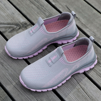 One piece On behalf of Walking shoes Spring and summer the elderly Mesh cloth soft sole men and women A pedal leisure time ventilation Laos Mom shoes