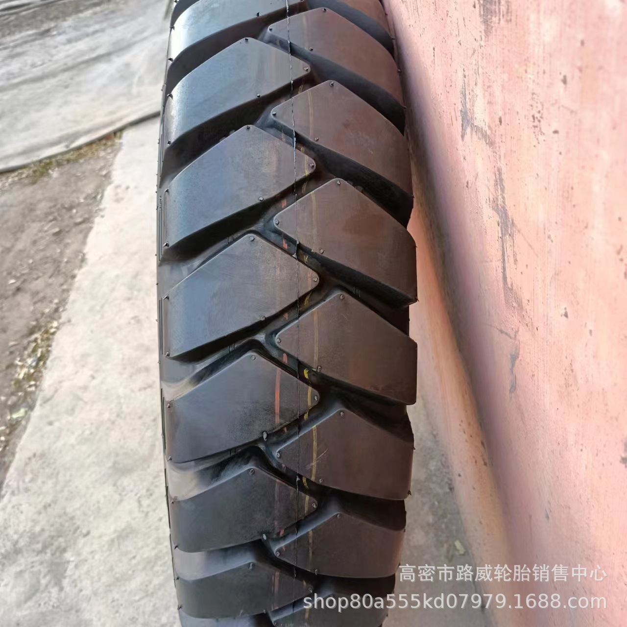 8.25-16 矿花  工程轮胎  矿用轮胎