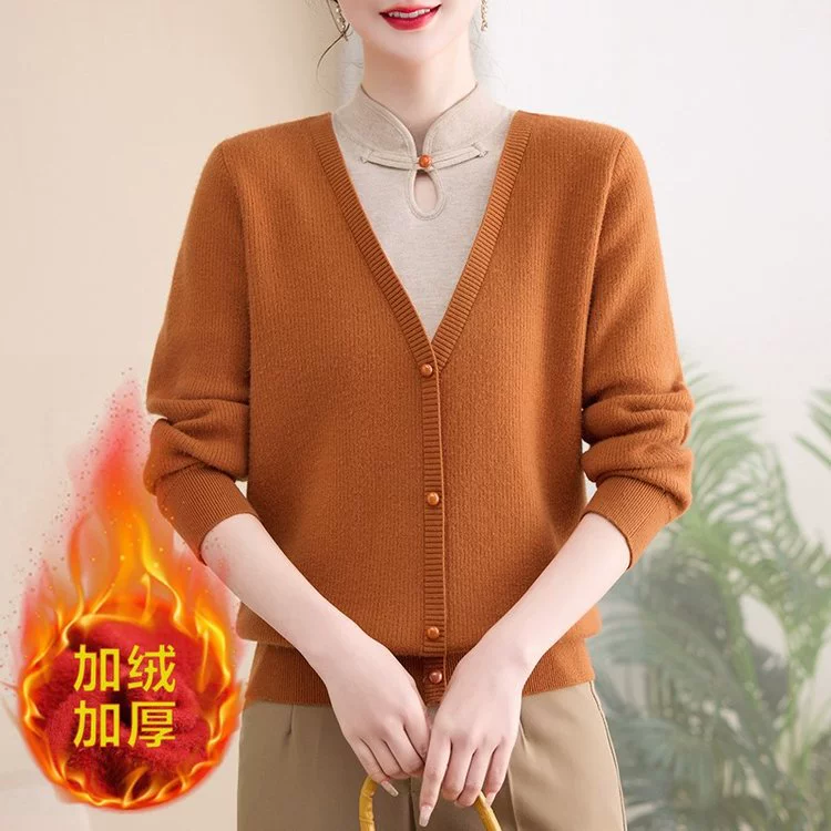 Мама зимний свитер 2024 новый бархатный толстый нижний свитер