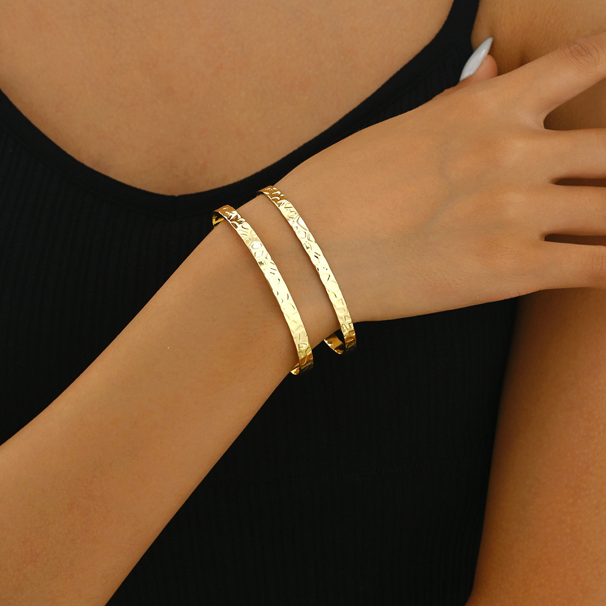 Elegante bracciale da donna Sweet, design geometrico a doppio strato, bracciale galvanizzato Sense, bracciale apribile, regalo per fidanzata_voghion.com