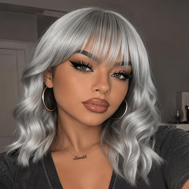 Cross-border European and American style silver-gray short curly wig with air bangs and water waves, women's daily cosplay synthetic fiber wig Cross-border European and American style silver-gray short curly wig with air bangs and water waves, women's daily cosplay synthetic fiber wig