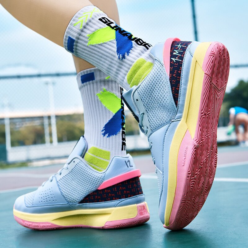 Morant Generation 1 basketball shoes for men, breathable low-top practical KD15 sneakers, children's and students' sports shoes with sound friction Morant Generation 1 basketball shoes for men, breathable low-top practical KD15 sneakers, children's and students' sports shoes with sound friction