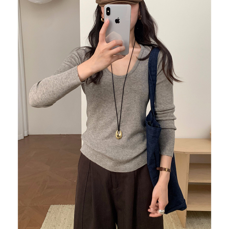 韩系u领简约修身显瘦弹力针织打底衫女秋冬新款气质内搭长袖上衣|undefined