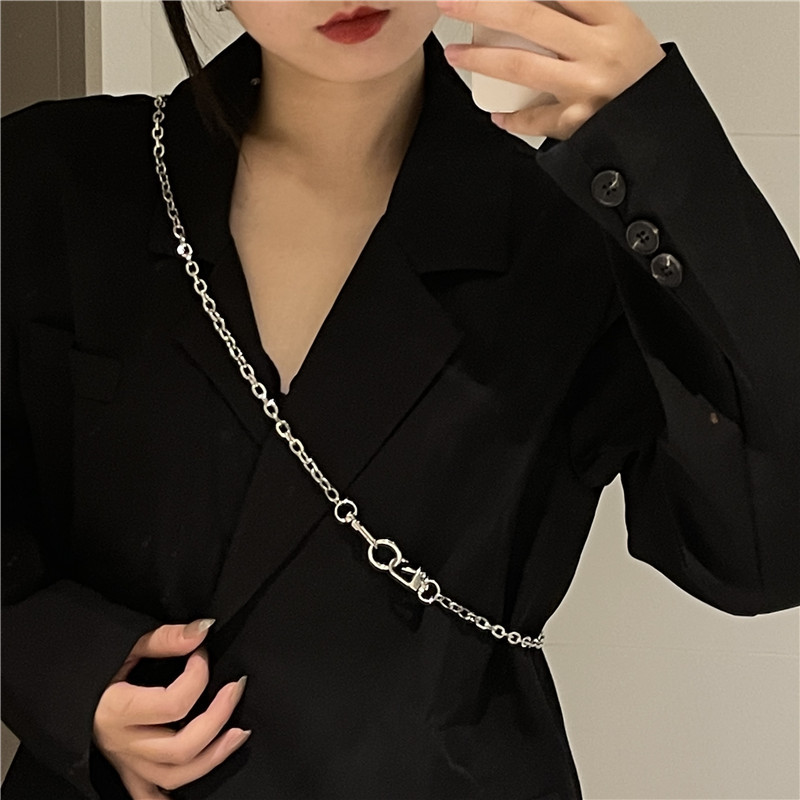 European and American Fashion AllMatch UShaped Stitching Necklace for Women Ins Niche Design Street HipHop Short Clavicle Chain Accessoriespicture10