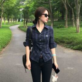 复古港风格子衬衫女秋冬新款收腰显瘦长袖衬衣辣妹修身百搭上衣