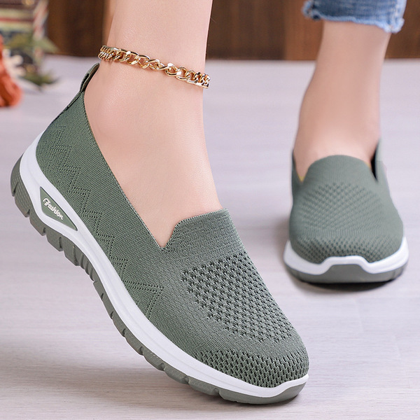 breathable casual footwear