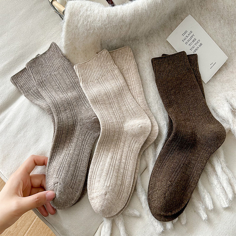 Autumn and Winter Solid Color Women's Socks, Simple Ribbed Mid-Tube Cotton Socks, Ins College Style Wide Cuff Light Artistic Slouch Socks Autumn and Winter Solid Color Women's Socks, Simple Ribbed Mid-Tube Cotton Socks, Ins College Style Wide Cuff Light Artistic Slouch Socks