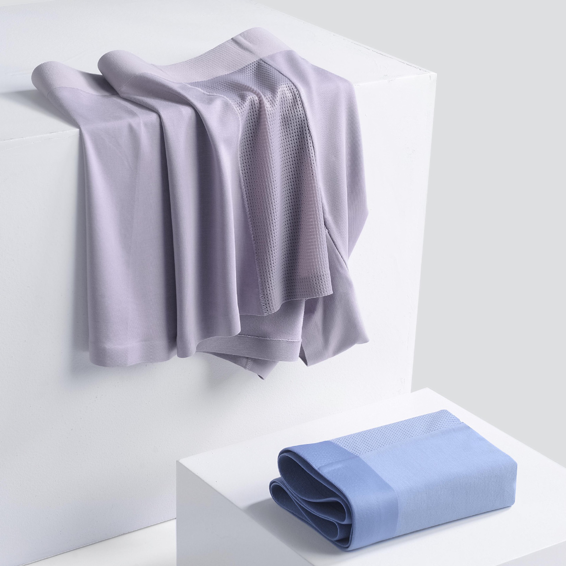 Air hole design Modal men's underwear, men's seamless mid-waist antibacterial sports boxer briefs, mid-to-high-end wholesale