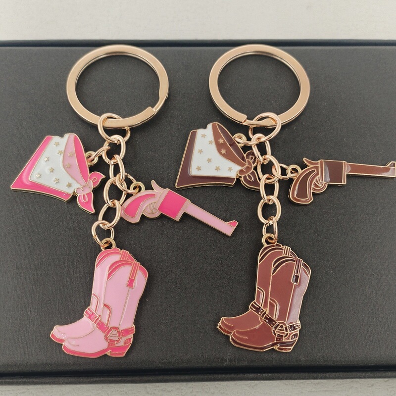 New American Western Denim Keychain Cowboy Hat Boots Bullfighting Alloy Oil Dropping Car Bag Couple Pendant