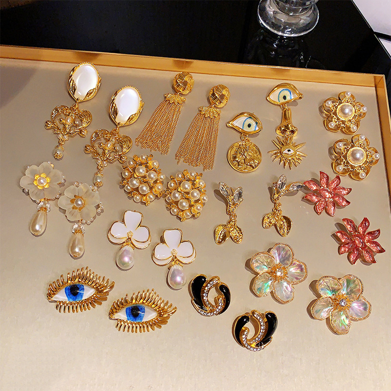 Reprehenderit qui in ea