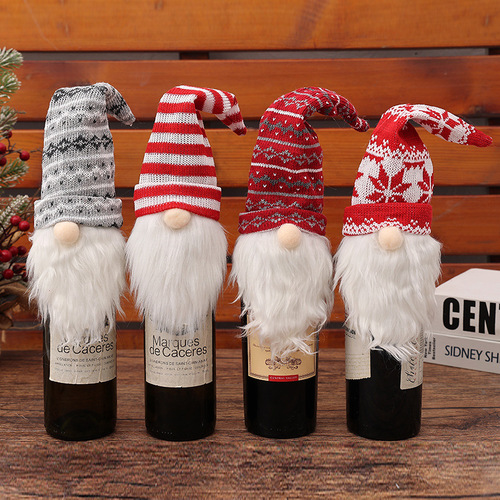 Qiandong Christmas decorations faceless doll bottle hat knitting forest elderly bottle cover restaurant decoration