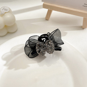 Camelia de alto grado pequeño clip de temperamento femenino princesa clip de pelo tocado frente flequillo clip de pelo roto horquilla trenzada