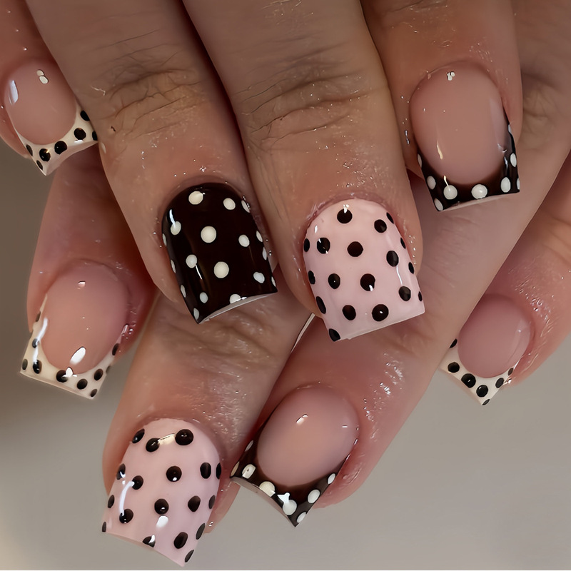 Cross-Border Short Square Fake Nails Polka Dot White French Pattern Glossy Fashionable and Elegant Wearable Nails